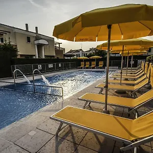  Apartment Vecchio Faro Italien